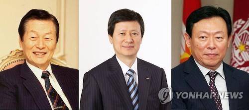 ▲ 왼쪽부터 신격호 총괄회장, 신동주 전 일본롯데홀딩스 부회장, 신동빈 롯데그룹 회장.ⓒ연합뉴스
