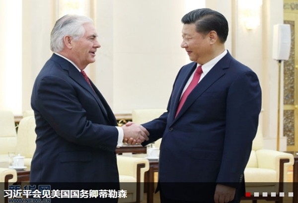 렉스 틸러슨 美국무장관의 중국 방문 결과를 두고 미국, 중국 언론들은 ‘중국 외교의 승리’라는 평가를 내놓고 있다. 사진은 (왼쪽부터) 틸러슨 美국무장관, 시진핑 中국가주석.ⓒ中'외교부' 홈페이지 캡쳐