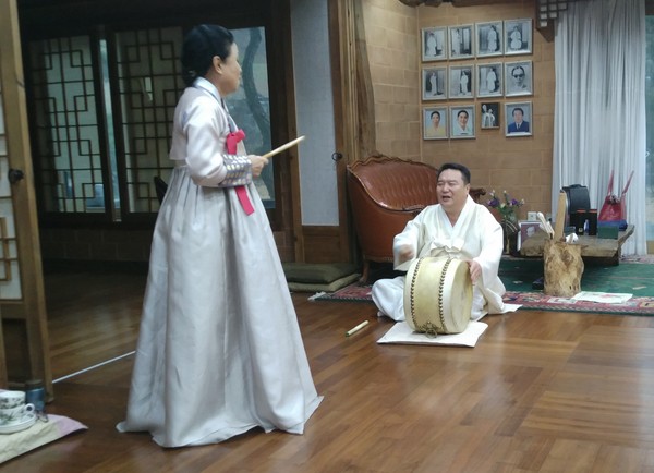 ▲ 임영이 씨, ‘판소리 흥보가’ 시연 모습.ⓒ세종시