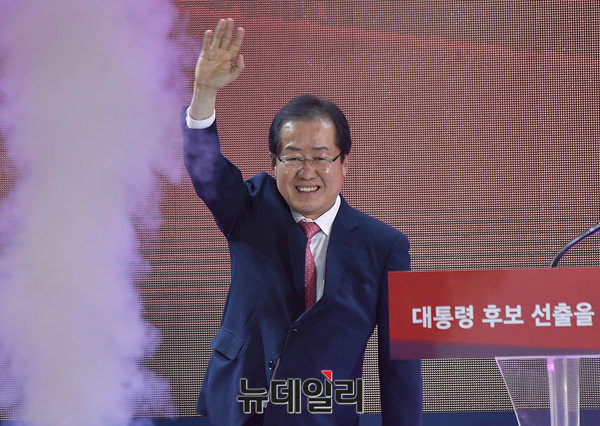 ▲ 31일 서울 장충체육관에서 열린 전당대회를 통해 자유한국당 대선 후보로 선출된 홍준표 경남도지사. ⓒ뉴데일리 이종현 기자