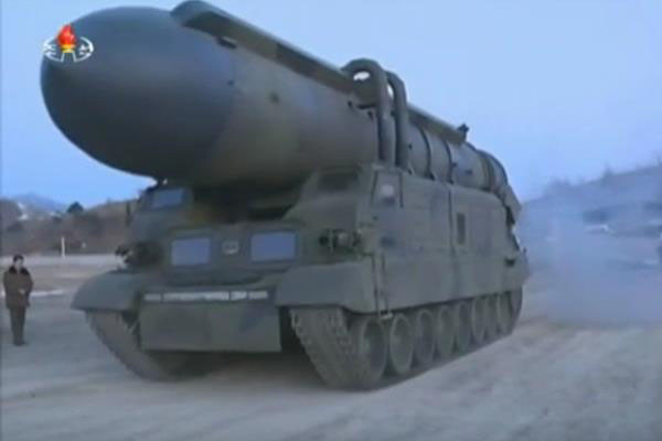 북한은 지난 2월 12일 '북극성-2형'이라는 중거리 탄도미사일(IRBM)을 발사한 뒤 대대적으로 선전했다. ⓒ北선전매체 '우리민족끼리' 캡쳐-조갑제 닷컴