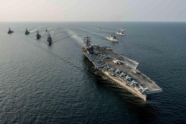 ▲ 로널드 레이건 항모강습단이 日요코즈카 모항으로 귀환하는 모습. 로널드 레이건 함은 현재 정비 중이다. ⓒ美해군 공개사진.