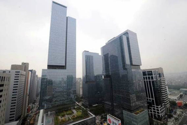 ▲ 14일 오전 11시 30분경 부산 경찰청 페이스북으로 "북한 공작원 2명이 삼성 서초사옥 4층에 폭탄을 설치했다"는 신고가 접수됐다. ⓒ뉴데일리 DB