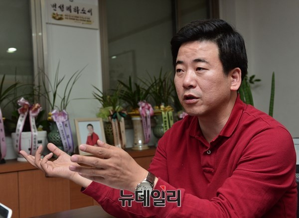 ▲ 자유한국당 정준길 중앙선거대책위원회 대변인. ⓒ뉴데일리 정상윤 기자