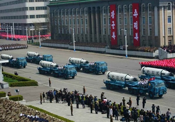 ▲ 사진은 열병식에서 처음 공개된 잠수함발사 탄도미사일(SLBM) '북극성'.ⓒ北선전매체 홈페이지 캡쳐