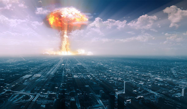 ▲ 핵전쟁은 1945년 이후 줄곧 인류를 두려움에 떨게 했다. 그럼에도 핵전쟁이 나지 않은 것은 '힘'을 가진 자들이 그만큼의 책임감을 통감했던 덕분이다. 반면 현재 핵무기 개발을 진행하는 북한, 이라크, 시리아의 권력층은 이런 '책임감'이 없다는 게 문제다. ⓒ핵폭발 상상 일러스트. 유튜브 화면캡쳐.