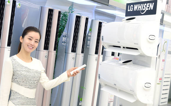▲ 국내 최대 공기청정 기능이 탑재된 LG 휘센 벽걸이 에어컨. ⓒLGE