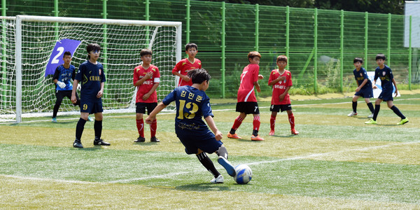 ▲ 지난해 제천축구센터에서 열린 제천시장배 사랑 나눔 축구대회 모습.ⓒ제천시