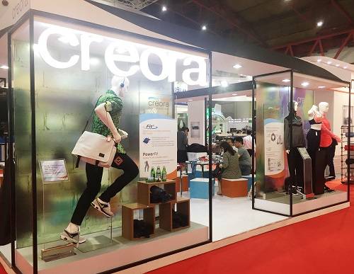 ▲ 효성이 인도 인터텍스 전시회에서 무슬림스포츠웨어와 청바지를 통해 스판덱스 브랜드인 크레오라(creora®)의 우수성을 알리고 있다. ⓒ 효성