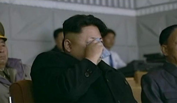 북한의 대외협박이 계속되자 美국무부가 "김정은의 행동에 대해 책임을 물을 것"이라고 경고했다. 사지는 우는 김정은. ⓒ北선전매체 화면캡쳐.