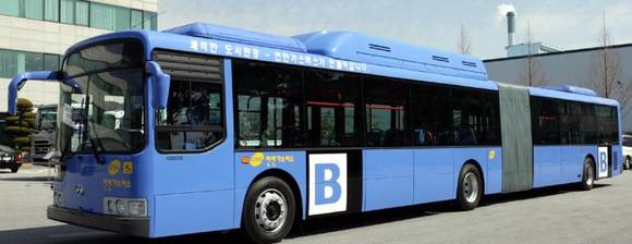 ▲ 현대차 CNG 굴절버스.ⓒ현대차