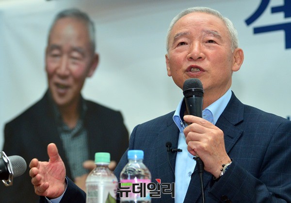 ▲ 통일한국당 남재준 대선후보가 29일 후보직을 사퇴하고 자유한국당 홍준표 후보를 지지하기로 결정했다. 사진은 남재준 前국정원장.ⓒ뉴데일리 DB