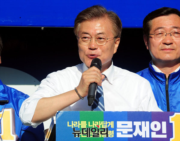 ▲ 3일 마산 유세에 나선 문재인 민주당 대선후보. ⓒ공준표 기자