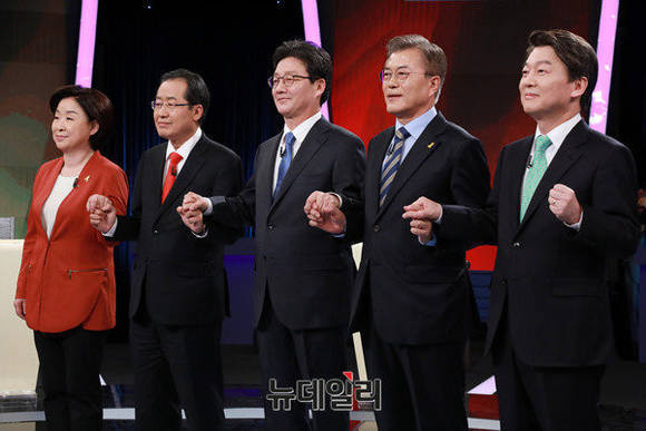 ▲ 왼쪽부터 심상정 정의당 후보, 홍준표 자유한국당 후보, 유승민 바른정당 후보, 문재인 더불어민주당 후보, 안철수 국민의당 후보. ⓒ뉴데일리 DB