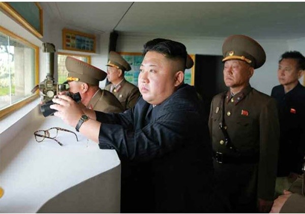 북한 김정은 노동당 위원장이 장재도·무도 방어대를 시찰했다고 北노동당 기관지 '노동신문'이 5일 보도했다. 사진은 관련 보도 일부.ⓒ北선전매체 홈페이지 캡쳐