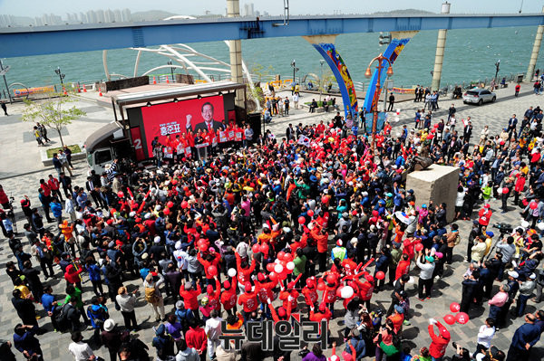▲ 자유한국당 홍준표 후보의 6일 인천 유세. ⓒ뉴데일리 공준표 기자