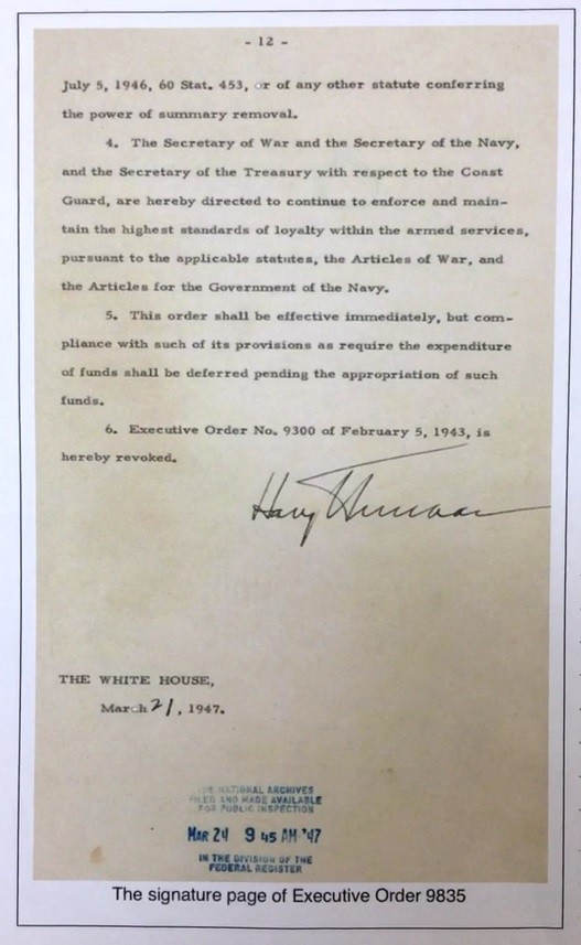 ▲ 미국 연방 공직자들에게 '최고 수준의 충성 서약'을 의무화, 대대적 사상검증을 시행한 트루먼 행정명령 9835호 마지막 서명 페이지.(김영훈 목사 제공)