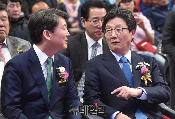 ▲ 국민의당 안철수 대선후보와 바른정당 유승민 후보.(자료사진) ⓒ뉴데일리 이종현 기자