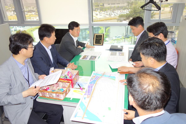 ▲ 김승수(왼쪽 세번째) 부시장이 16일 세종청사를 찾아 내년 국비확보에 본격 착수했다.ⓒ대구시