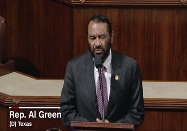 ▲ 알 그린(텍사스, 민주당) 하원의원이 17일(현지시간) 본회의장 발언을 통해 도널드 트럼프 美대통령에 대한 탄핵을 공개 요청했다. 사진은 그린 의원.ⓒ美'CNN' 보도영상 화면캡쳐