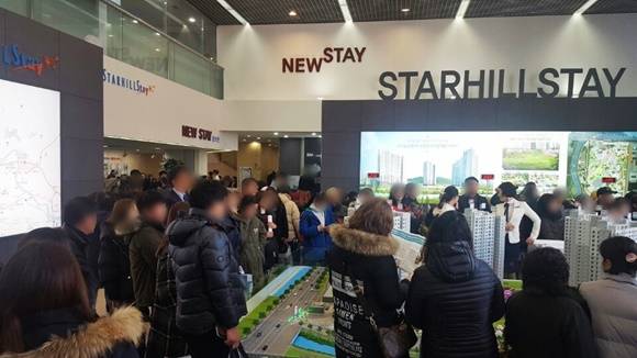 ▲ 지난 2월 공급된 서희건설의 첫 뉴스테이 단지 '대구 스타힐스테이' 견본주택. ⓒ서희건설