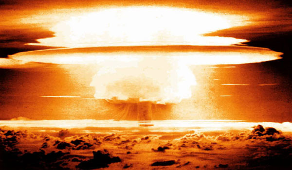 ▲ 북한이 핵무기 및 탄도미사일 지속 개발을 공언한 가운데 美일부 지역 州의회에서는 북한 핵공격에 대비한 법률적 작업이 이뤄지고 있다고 한다. ⓒ유튜브 핵폭발 관련 영상캡쳐.