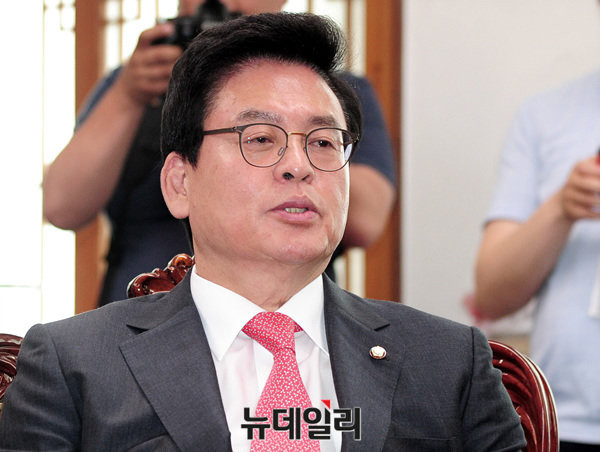 ▲ 자유한국당 정우택 원내대표. ⓒ뉴데일리 공준표 기자