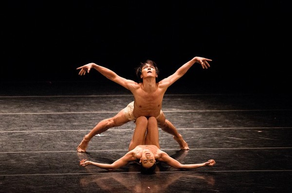▲ 유니버설발레단_디스이즈모던 Petite MortⓒUniversal Ballet Photo by KyungJin Kim
