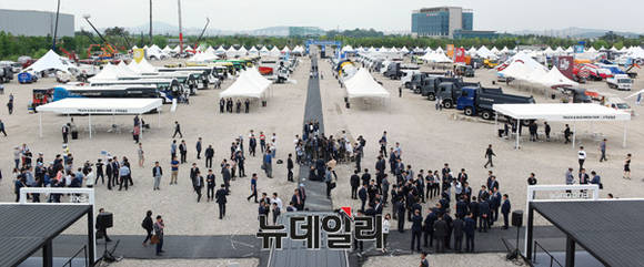 ▲ 현대자동차는 오는 28일까지 4일간 킨텍스 야외전시장에서 '트럭 & 버스 메가페어'를 개최한다고 25일 밝혔다.ⓒ이기륭 기자
