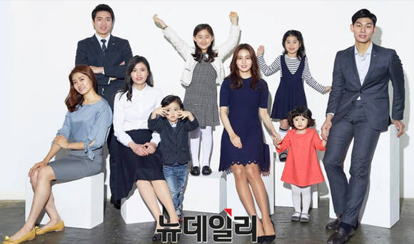 ▲ KCC는 임직원과 그들의 아내, 자녀 등을 홍보 모델로 선발했다.ⓒKCC