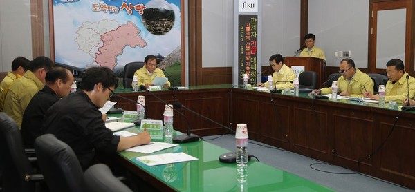 ▲ 충북 청주시가 6일 AI 비상대책 회의를 진행했다.ⓒ청주시