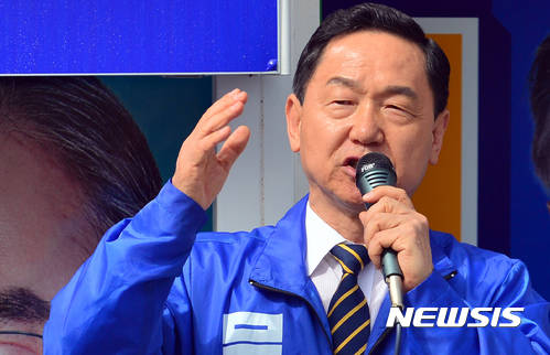 ▲ 11일 청와대의 장관급 인선 발표로 사회부총리 겸 교육부장관 후보로 김상곤 전 경기도교육감이 지명되면서 수능 개편 등 교육 정책 변화에 대한 우려의 목소리가 나오고 있다. ⓒ뉴시스