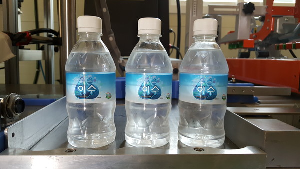 ▲ 병입 수돗물 ‘영동이수’.ⓒ영동군