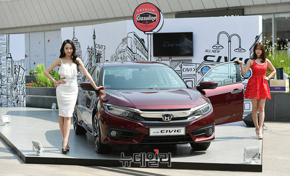 ▲ 혼다코리아는 15일 서울 코엑스 밀레니엄광장에서 10세대 '올 뉴 시빅(All New Civic)'의 출시 포토 행사를 갖고, 본격 판매에 돌입했다.ⓒ정상윤 기자