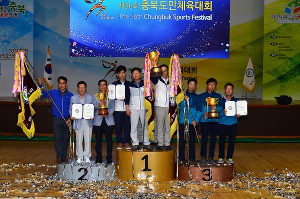 ▲ ‘제56회 충북도민체육대회’에서 청주시가 종합우승을 차지하며 17일 폐막했다.ⓒ제천시
