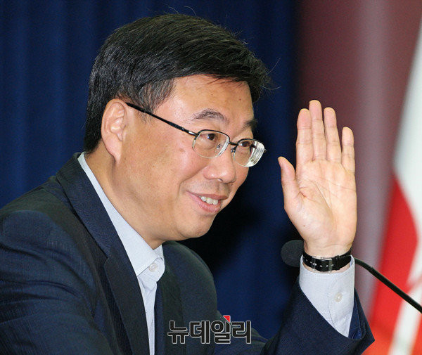 ▲ 자유한국당 신상진 의원. 그가 이번 전당대회에서 내놓은 메시지는 '더 이상 싸우지 말자'로 요약된다. ⓒ뉴데일리 이기륭 기자