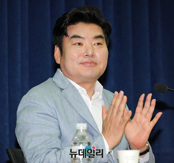 ▲ 자유한국당 원유철 의원. 그는 계파색이 옅은 자유한국당의 5선 의원으로, 넓은 스펙트럼과 포용력을 가진 점이 장점으로 꼽힌다. ⓒ뉴데일리 이기륭 기자