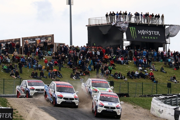 ▲ 쌍용자동차는 유럽시장에서 브랜드 인지도 및 경쟁력 강화를 위해 쌍용 브랜드를 내건 레이싱대회를 개최했다고 21일 밝혔다.ⓒ쌍용자동차