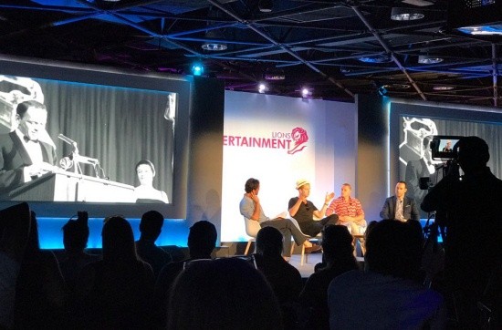 ▲ 칸 라이언즈를 찾은 라이언 테더(Ryan Tedder). (좌측 두 번째)  ⓒ 뉴데일리