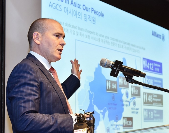 ▲ 마크 미첼 AGCS 아시아 지역 CEO가 29일 서울 광화문 포시즌호텔에서 열린 기자간담회에서 한국 진출 관련 전략 설명을 하고 있다. ⓒ AGCS.