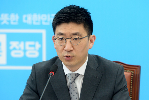 ▲ 바른정당의 싱크탱크인 바른정책연구소의 소장을 맡고 있는 김세연 사무총장. ⓒ뉴시스 DB