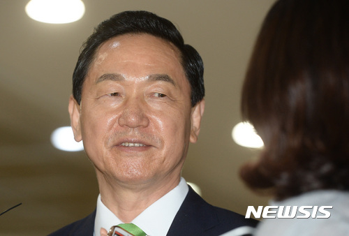 ▲ 국회 교육문화체육관광위원회가 3일 김상곤 사회부총리 겸 교육부 장관에 대한 청문경과보고서를 채택하면서, 그동안 김 후보자가 밝힌 교육정책의 향후 추진 방향에 대한 관심이 모아지고 있다. ⓒ뉴시스