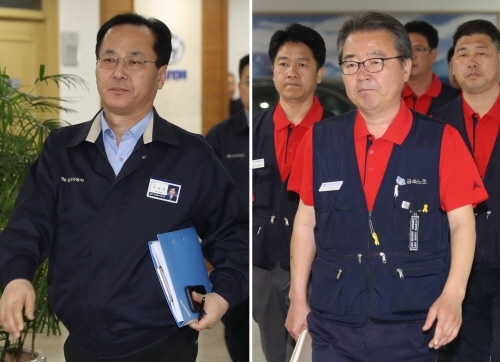 ▲ 20일 오후 현대자동차 울산공장 본관에서 윤갑한 사장(왼쪽)과 박유기 노조위원장이 임단협 상견례를 위해 아반떼룸으로 들어서고 있다. ⓒ연합뉴스