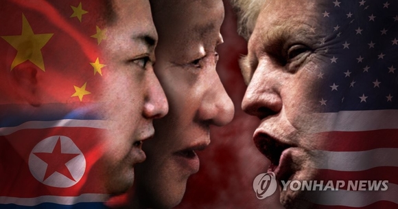 트럼프(사진 오른쪽)가 시진핑과 김정은(사진 가운데와 왼쪽)을 외교적으로 공격하고 있다.ⓒ연합뉴스