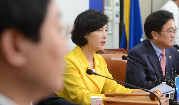 ▲ 추미애 민주당 대표가 최고위원회의에서 발언을 하는 모습. ⓒ뉴시스