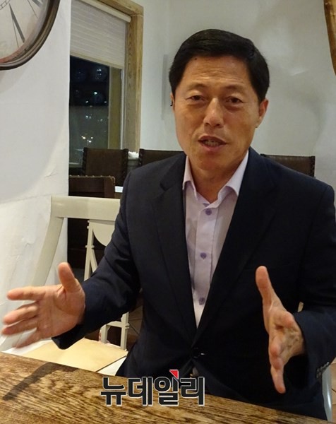▲ 김현문 제2경부고속道 청주남이분기유치위 집행위원장.ⓒ김정원 기자