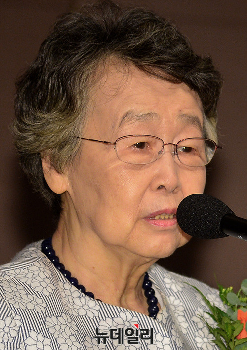 ▲ 수상소감 밝히는 이인호 서울대학교 명예교수 ⓒ 뉴데일리 공준표