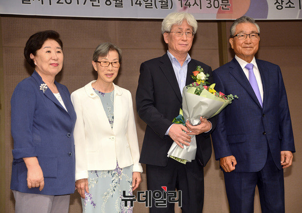 ▲ 왼쪽부터 손병두 대한민국사랑회 이사장, 복거일 미래문화포럼 대표 ⓒ 뉴데일리 공준표