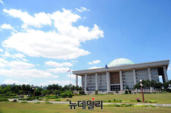 ▲ 국회의사당. ⓒ뉴데일리 공준표 기자