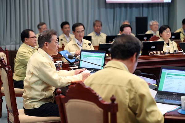 ▲ 문재인 대통령이 21일, 을지 국무회의에 참석해 모두발언하고 있다. ⓒ청와대 제공